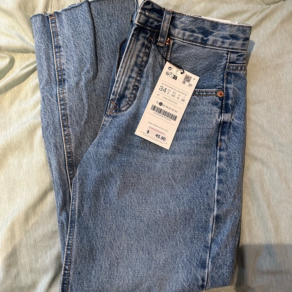 Stradivarius Straight Cropped jeans